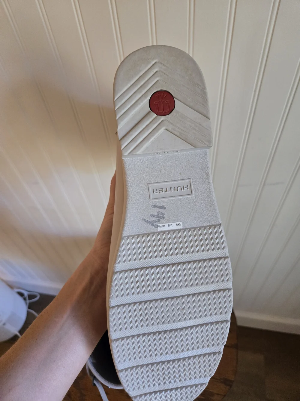 Hunter sleek white